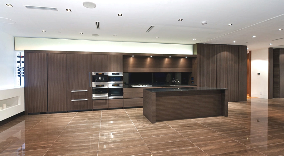 posh-palmerston-residence-with-views-of-the-pacific-canada-08