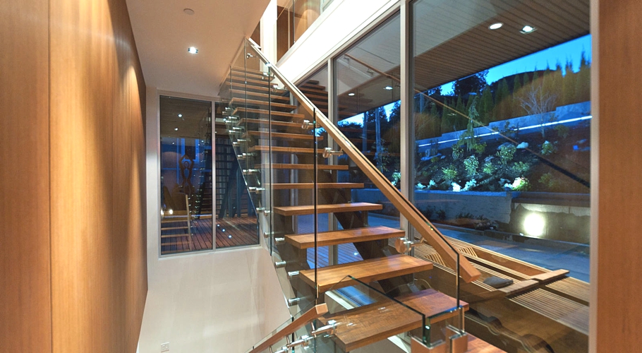 posh-palmerston-residence-with-views-of-the-pacific-canada-12