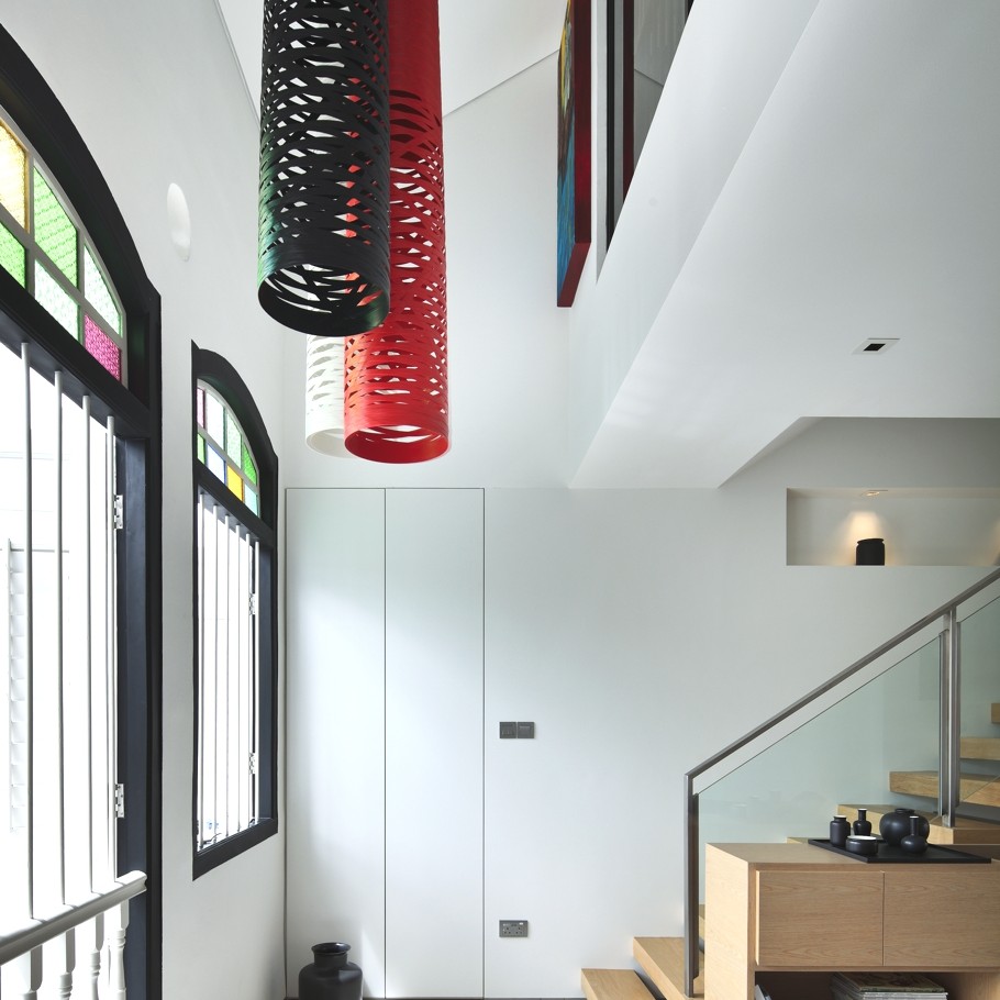 r-house-with-an-unusual-layout-singapore-05