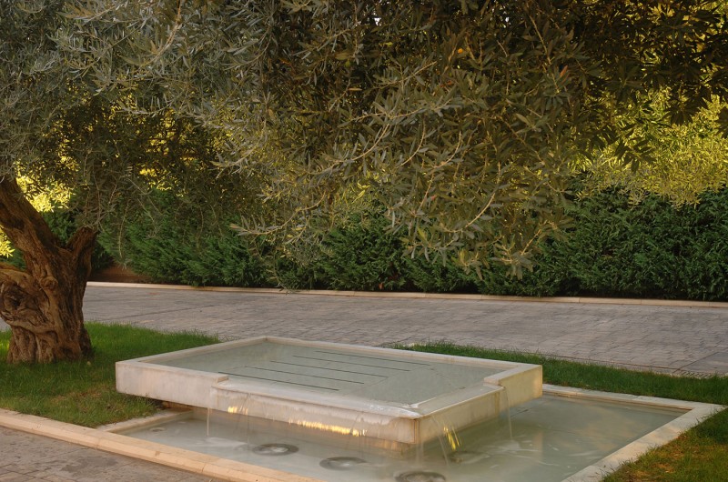 this-is-not-a-framed-garden-15