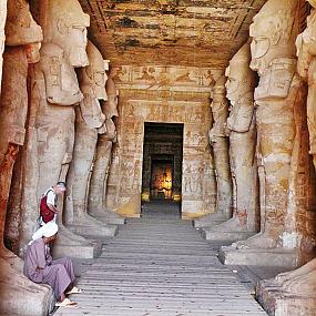 abu-simbel-02 592944