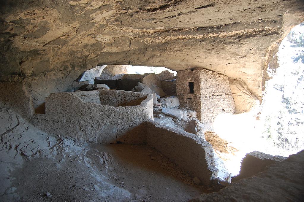 gila-cliffs-03