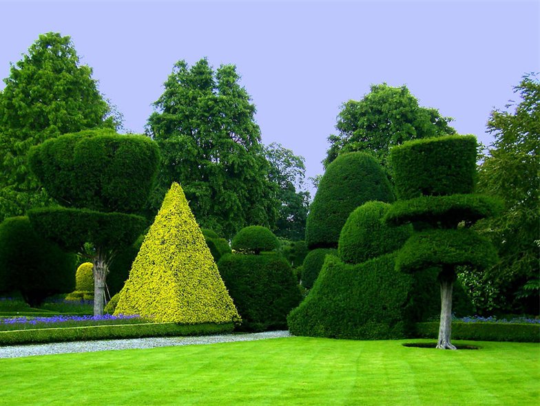 levens-hall-gardens-06