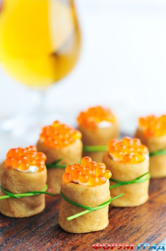 blini s krasnoi ikroi