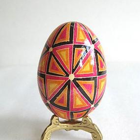 decorating-easter-egg-41