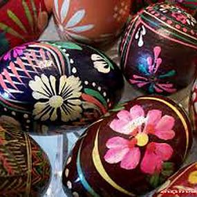 decorating-easter-egg-44