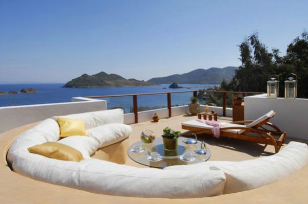 petra-hotel-suites-greece-04