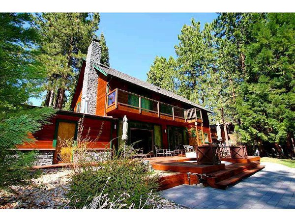 skyland-retreat-short-term-vacation-rental-02