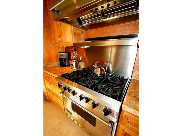 skyland-retreat-short-term-vacation-rental-07