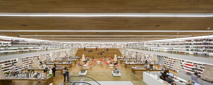 cultura-bookstore-26