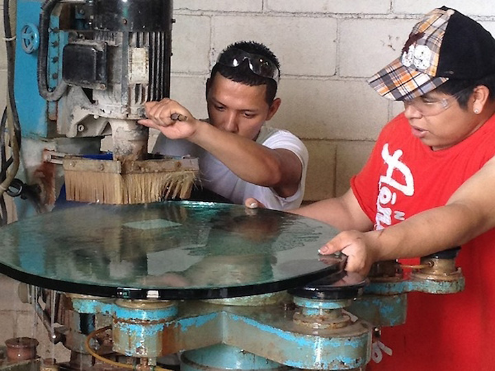 sultanas-table-by-jorge-diego-etienne-07