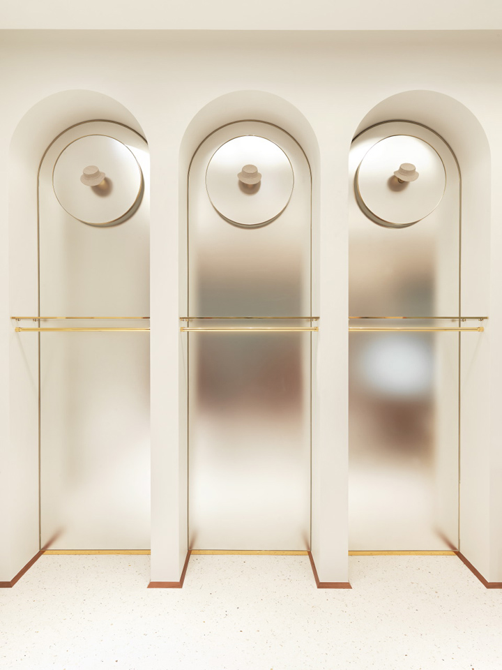 anne-fontaine-boutique-by-gabriel-kowalski-paris-13
