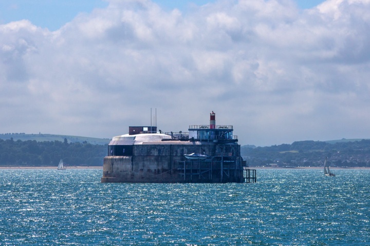 spitbank-fort-hotel-gosport-uk-27