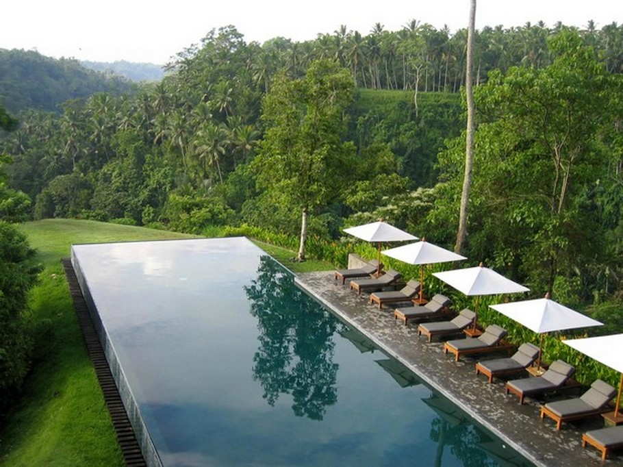 luxury-swimming-infinity-pools-from-around-the-world-39