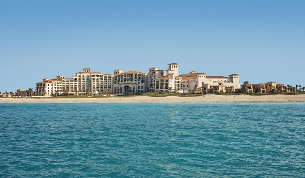st-regis-saadiyat-island-resort-01