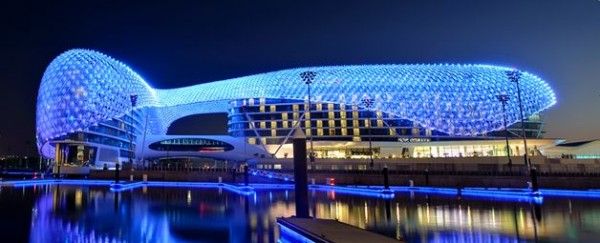 the-yas-hotel-by-asymptote-architecture-07