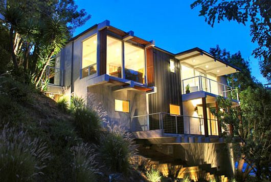 Роскошный дом в лесу от Майкла Паркса в Лос-Анджелесе, США