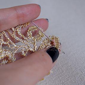 beaded-gold-lace-bracelet-03