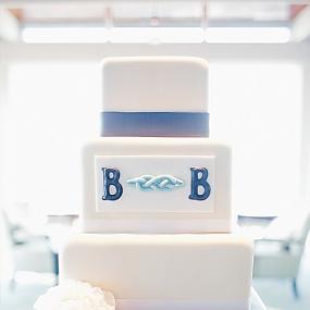 blue-wedding-cakes-09