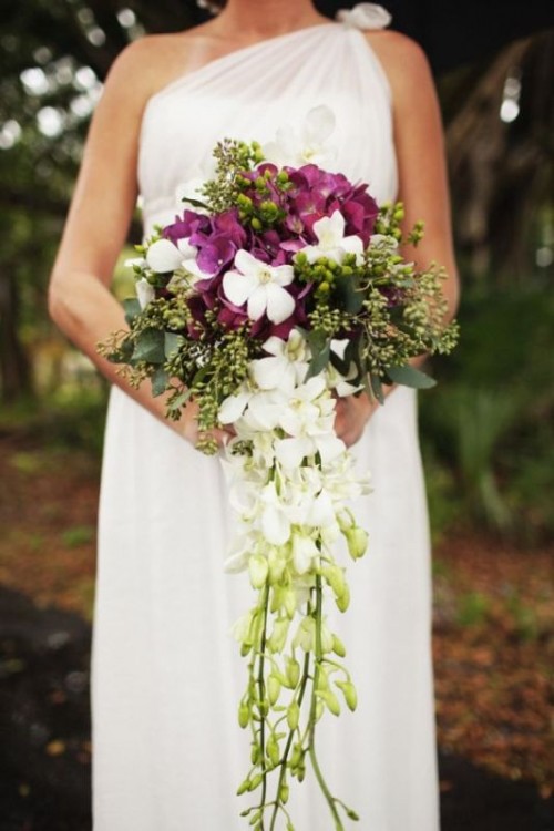 cascade-wedding-bouquets-14