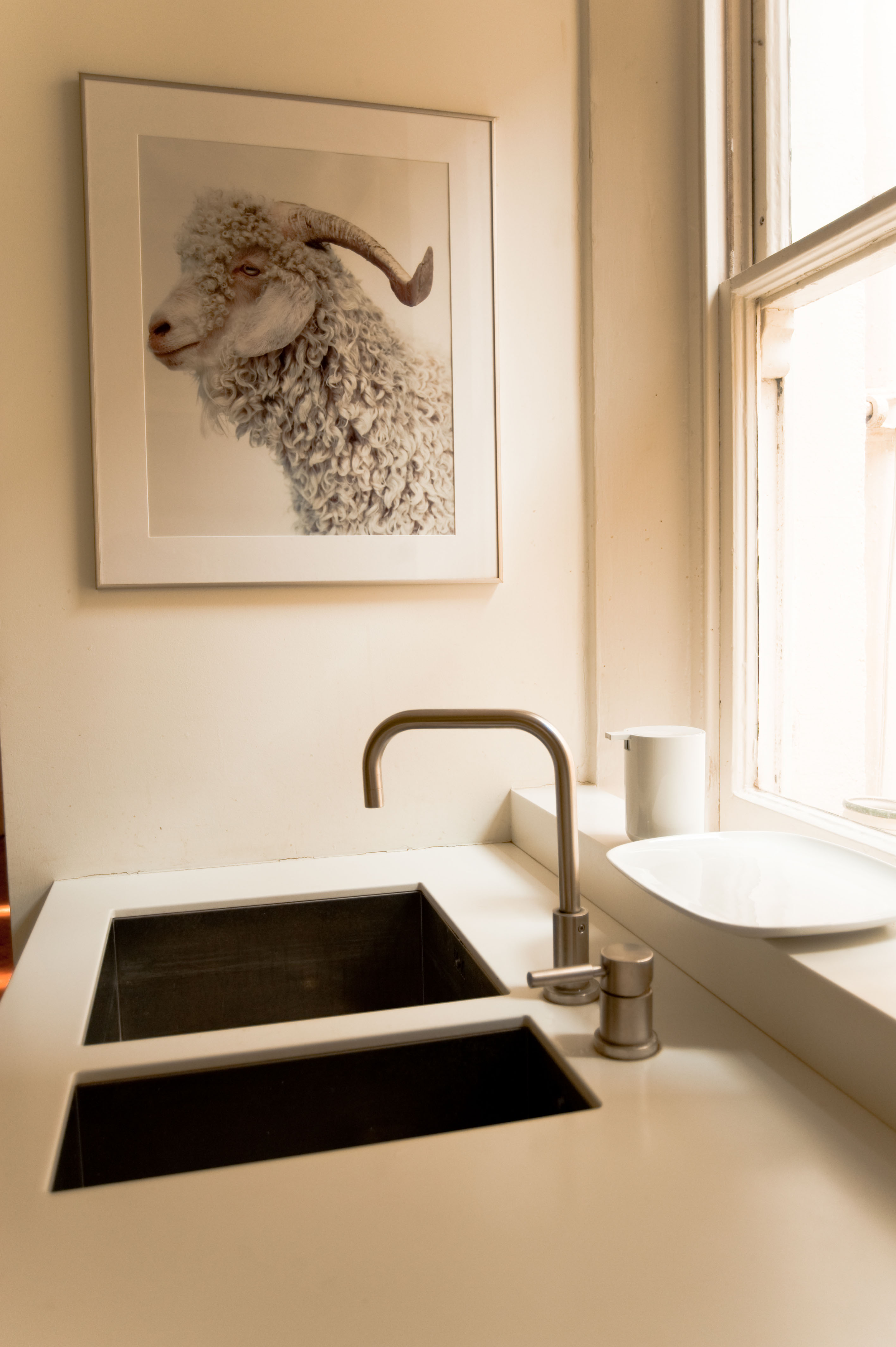 cheery-london-apartment-10