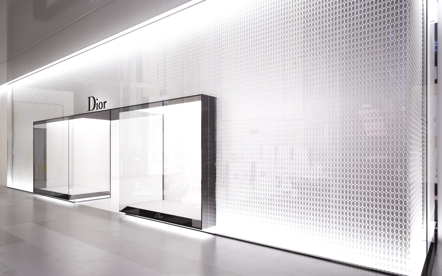 diors-london-04