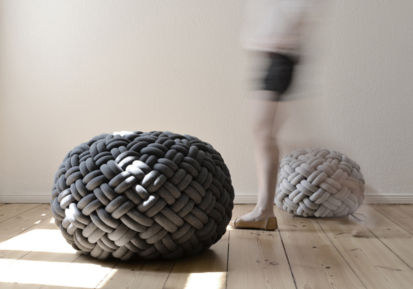floor-pillows-poufs-11