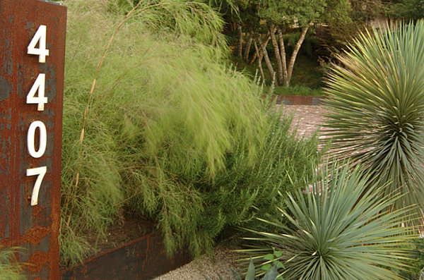 front-yard-landscape-09