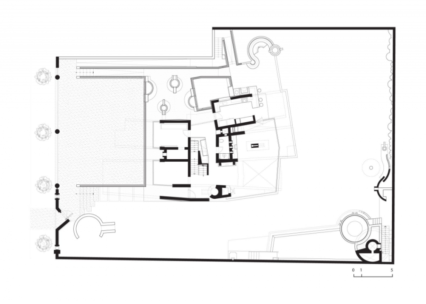 План частного дома La Planicie в футуристическом стиле, Перу