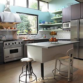 kitchen-island-on-wheels-08