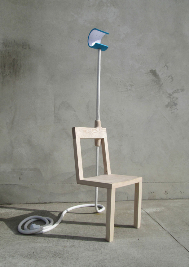 Необычный стул на двух ногах Lambent Chair