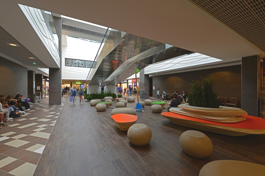les-eleis-shopping-centre-08