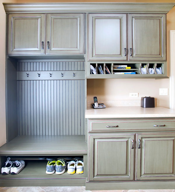 mobile-device-charging-stations-10