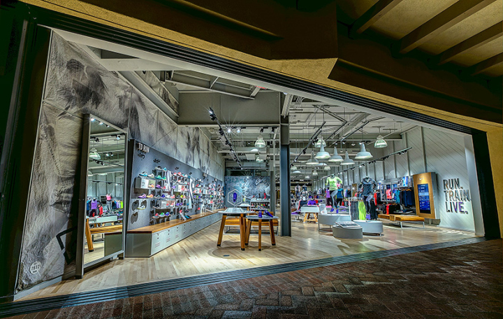nike-fashion-island-experience-store-02