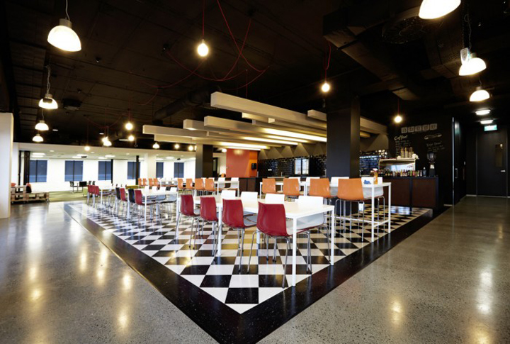 nz-racing-board-office-02