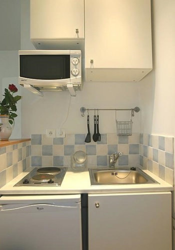 ochen-malenkaya-kuxnya-06