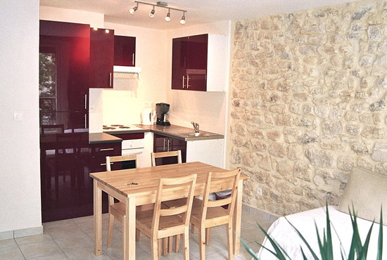 ochen-malenkaya-kuxnya-15