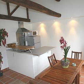 ochen-malenkaya-kuxnya-16