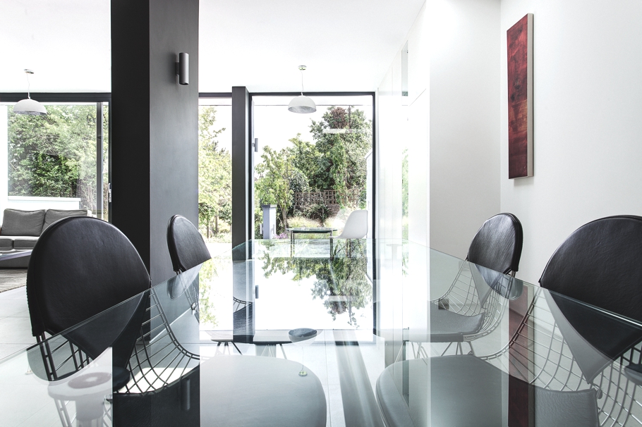 open-and-light-property-11