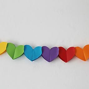 paper-heart-garland-04