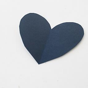 paper-heart-garland-07