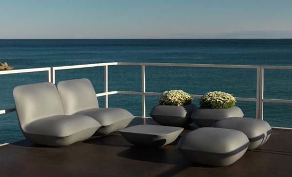 pillow-patio-furniture-01