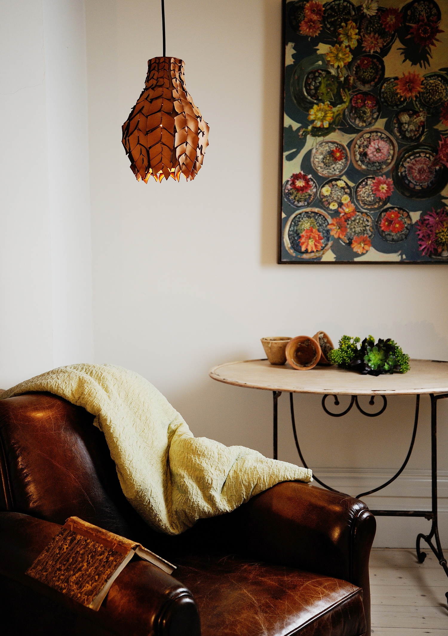 pod-luxe-pendant-light-02