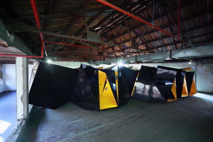 pop-up-stores-lunar-01