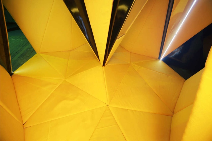 pop-up-stores-lunar-16