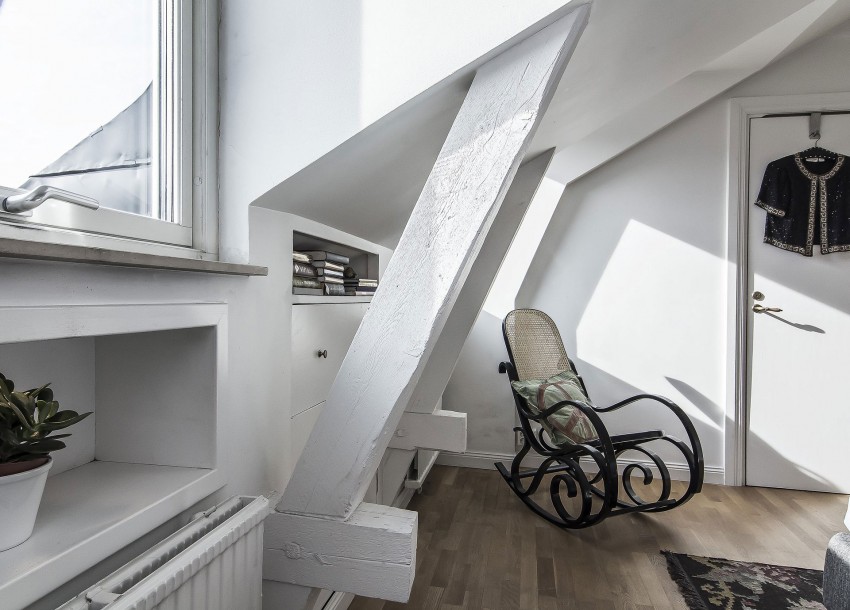 relaxing-space-under-the-roof-19
