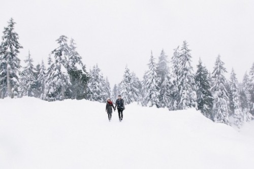 snowy-engagement-shoot-10