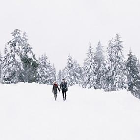 snowy-engagement-shoot-10