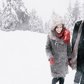 snowy-engagement-shoot-11