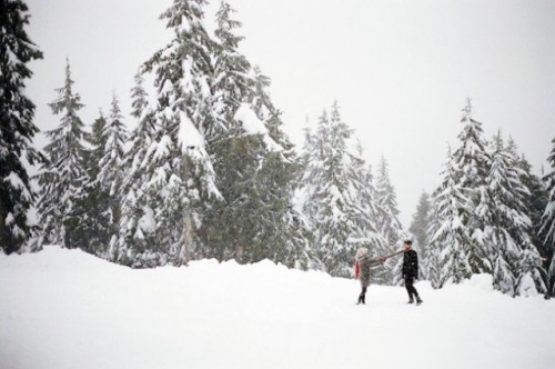 snowy-engagement-shoot-15